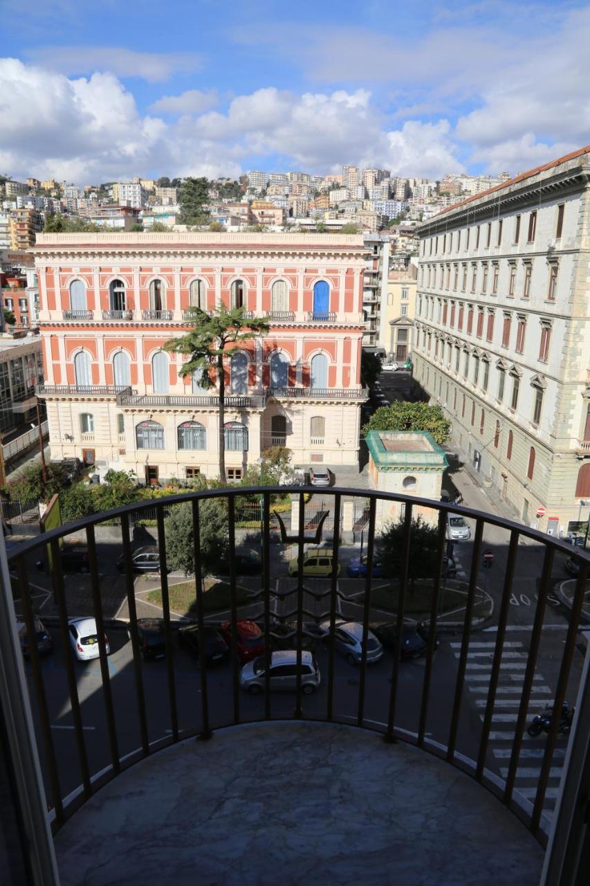 Yourelais Pergolesi Nápoles Exterior foto